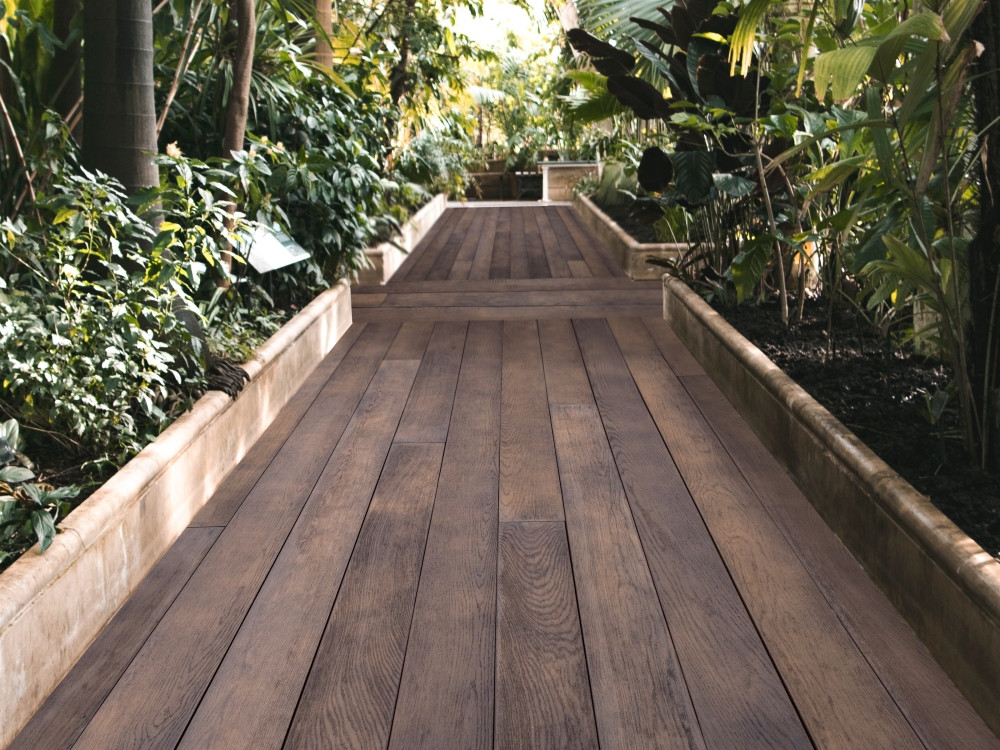 Millboard Enhanced Grain Antique Oak 32x176x3600
