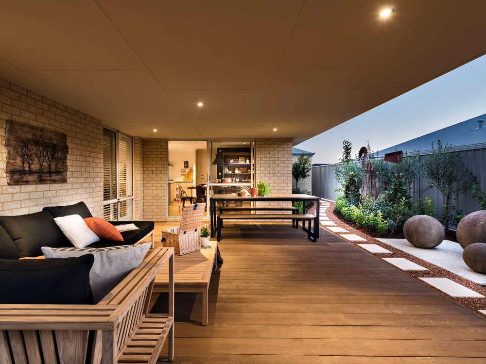 Millboard Enhanced Grain Coppered Oak 32x176x3600
